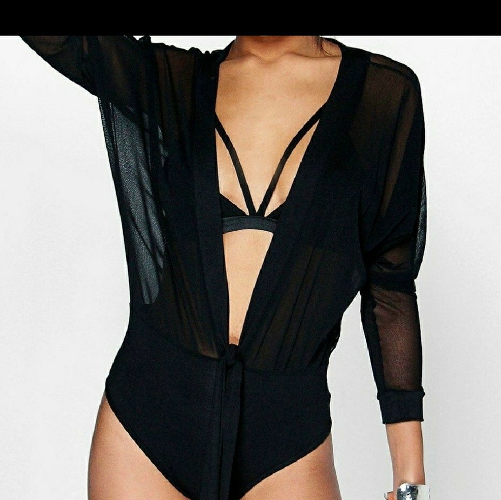 Boohoo sheer batwing tie bodysuit